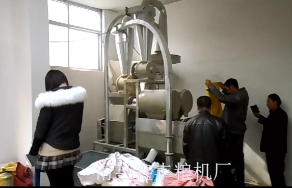 6F自動(dòng)上料面粉機(jī)視頻